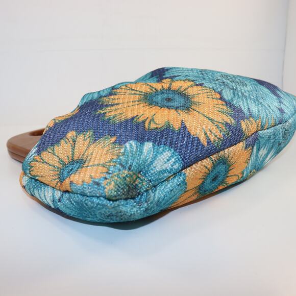 Vintage INS Floral Tapestry Wooden Handle Clutch Purse - Picture 3 of 6